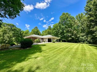 2866 Old Morganton Rd, Lenoir, NC 28645