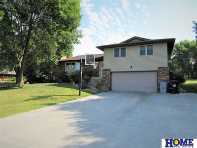 908 Lakeview Dr, Eagle, NE, 68347