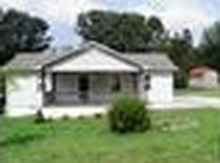 102 Waggoner St, Decherd, TN 37324