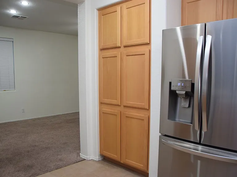 6235 Shamrock Lake Ave — Photo 28