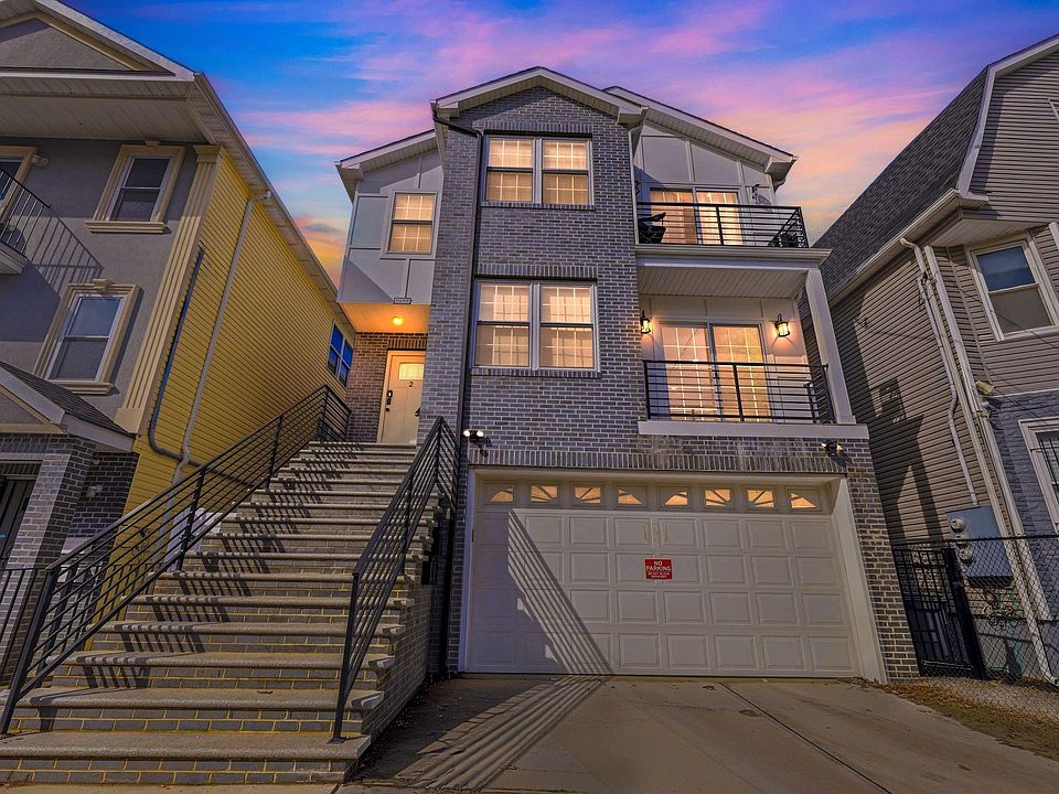 1st image of 915 S 18th St #1
