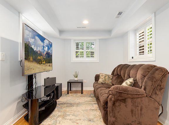 5th image of 1244 W Albion Ave #Gw