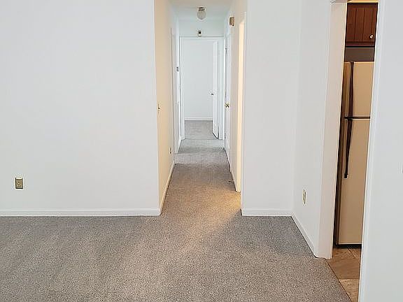 5th image of 808 Banner Oak Ct