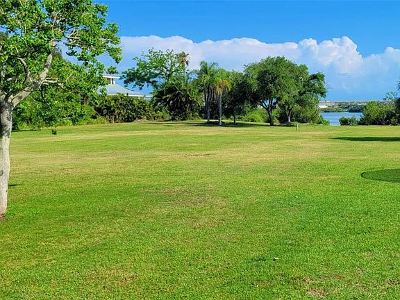 3rd image of 13798 74th Ave