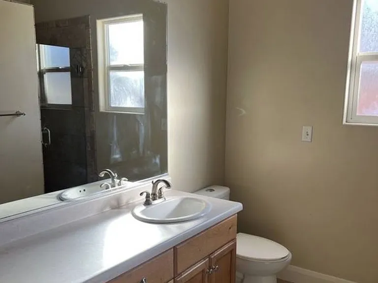 1058 S Red River Rd — Photo 14