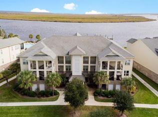 2903 River Oaks Dr, Richmond Hill, GA 31324
