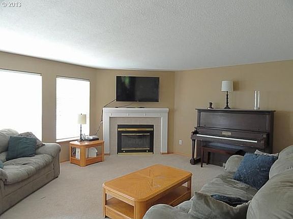 3rd image of 3132 SE Tumblestone Dr