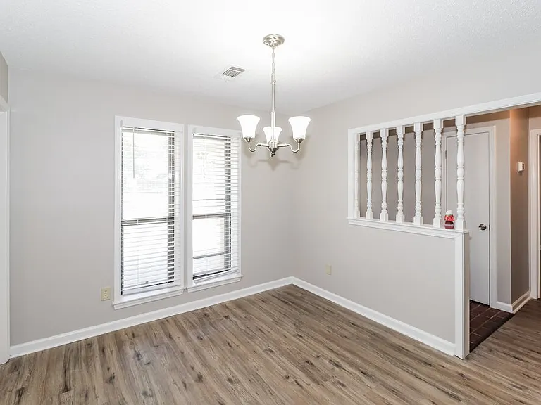 2705 Van Leer Dr — Photo 6