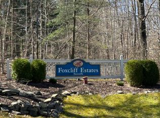 2032 Silver Fox Dr W, Martinsville, IN 46151