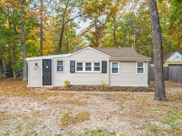 30 Willow Street, Waretown, NJ 08758