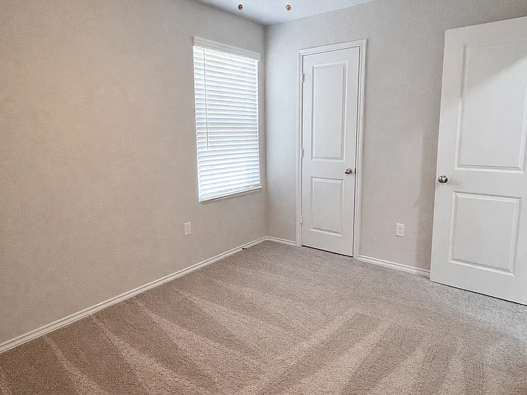 7356 Misty Ridge Dr #12 — Photo 16