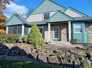 834 Hampton Ct, Northfield, OH 44067