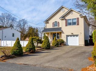 52 Avenue J, Monroe Township, NJ