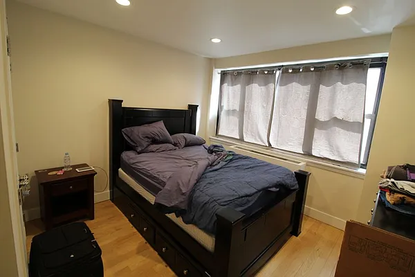 Rented by Mossanen Group | media 14