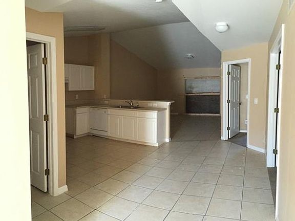 3rd image of 1602 W 12th St