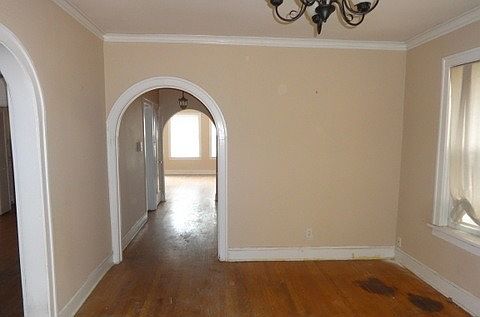 5th image of 7339 N Damen Ave APT 1