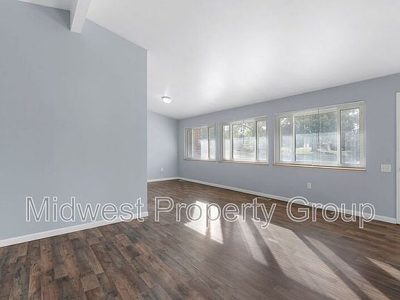 4th image of 1470 Whirlaway Dr