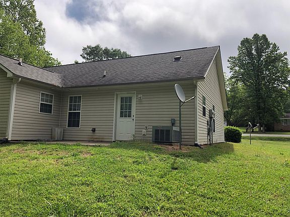 4th image of 435A Old Stage Rd N