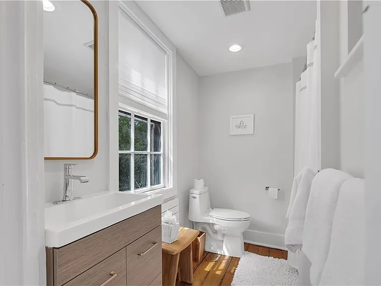 44 William St — Photo 13