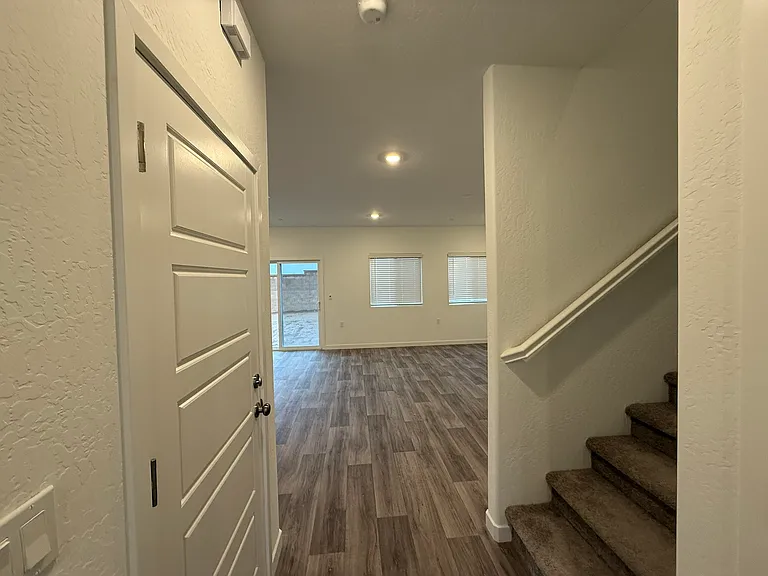 6296 W Ramona Way — Photo 8