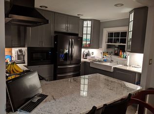 33 Wilson Cir W, Red Bank, NJ 07701