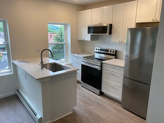 63 W Union St #4 — Photo 3