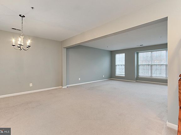 5th image of 15128 Lilywood Ln