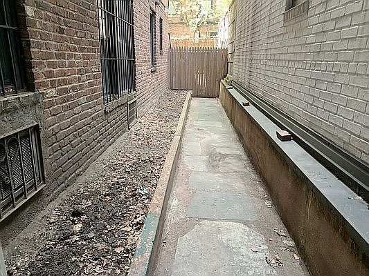5th image of 110 Sullivan St #1W