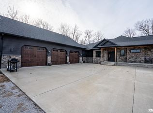 857 Ariel View Ln, De Soto, IL 62924
