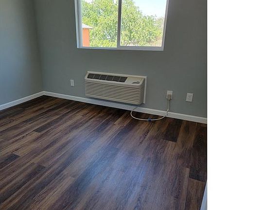 2nd image of 1621 7th St