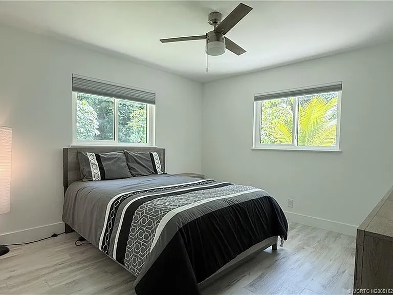 1196 SE Saint Lucie Blvd — Photo 14