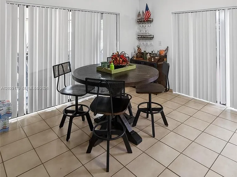 5274 SW 145th Ave — Photo 35