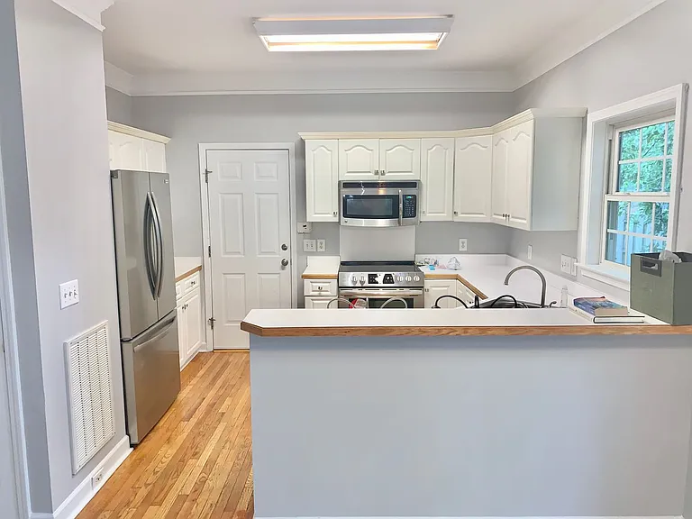1464 The Xing — Photo 18