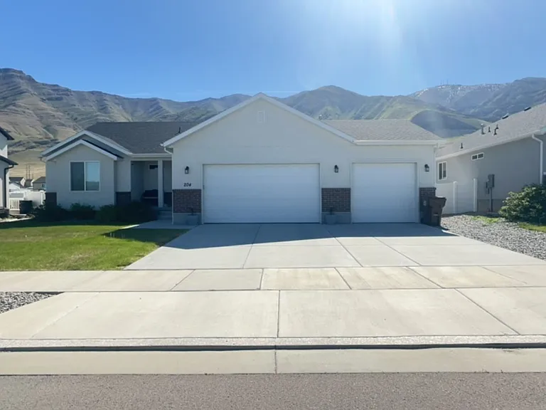 204 Tram Rock Rd — Photo 1