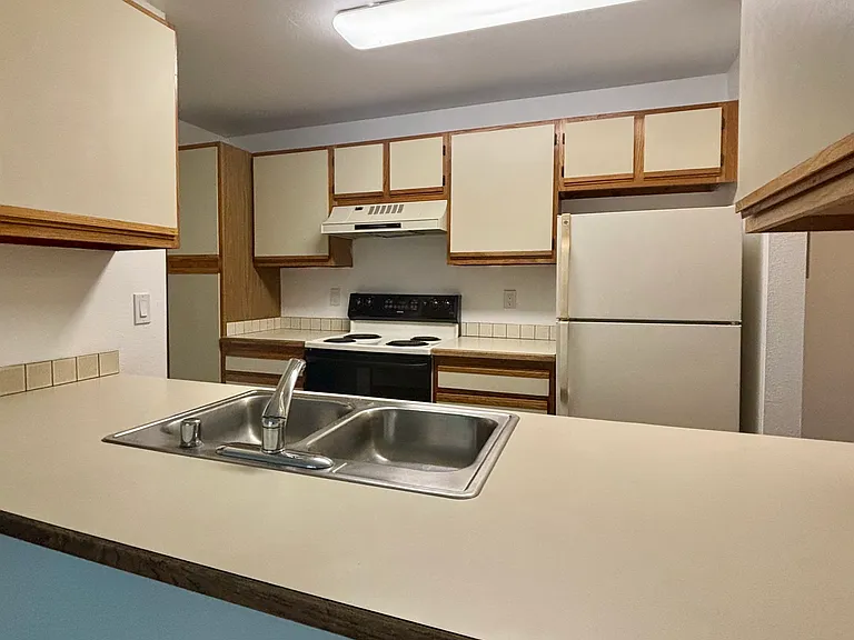 Olympic View Apartments — Photo 29