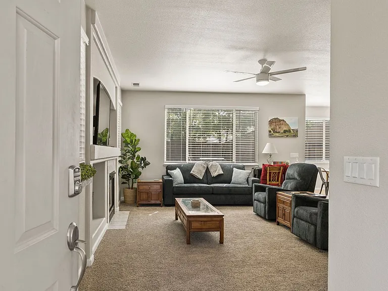 10640 Arbor Way — Photo 8