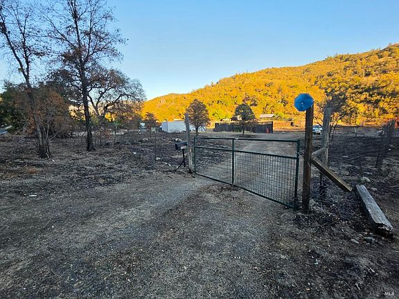 4th image of 32075 Mendocino Pass Road