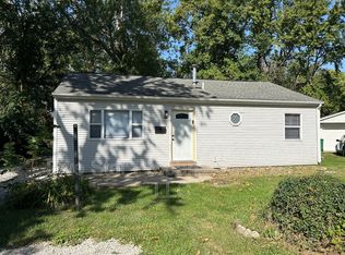 12 Douglas Ct, Springfield, IL 62704