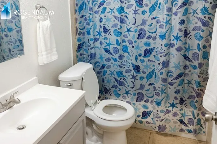 1702 W Shangri La Rd #1 — Photo 7