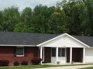 2816 Southwood Hills Rd, Jefferson City, MO 65101