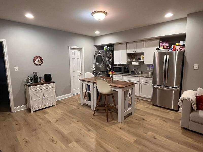 2nd image of 7890 Galesburg Pl #Basement