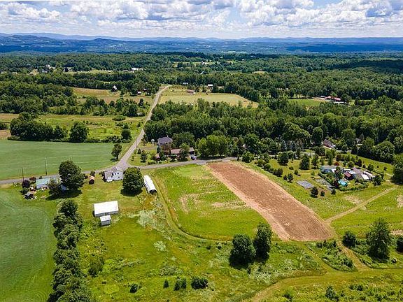 4th image of 109 Brickhouse Rd