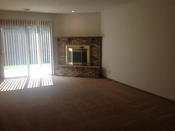 5th image of 7321 Colosseum Dr