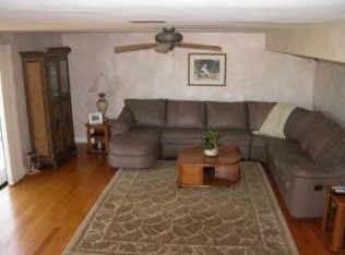 1110 Valley View Dr, Downers Grove, IL 60516