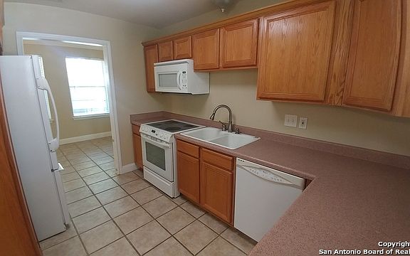 4th image of 128 Mary D Ave APT 4
