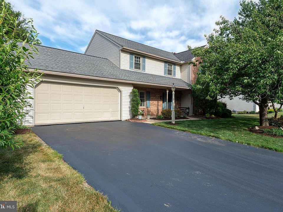 1st image of 13 Diane Ave