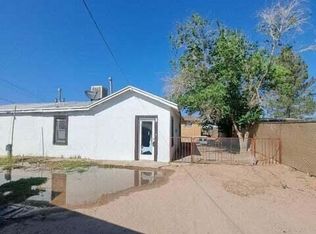 619 NE Camp St, Fabens, TX 79838