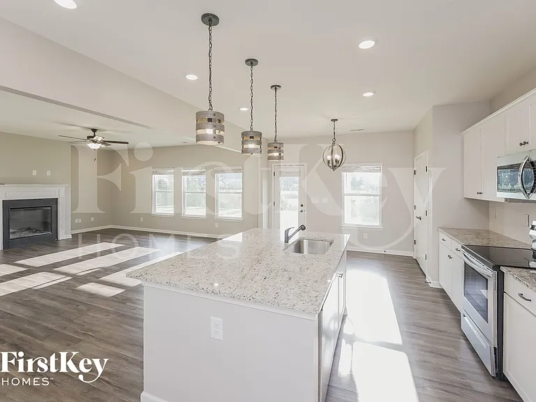 3226 Briar Chapel Dr — Photo 5