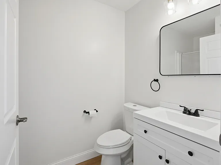 Full bathroom (1)