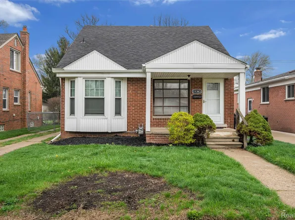 11363 Marion, Redford, MI 48239